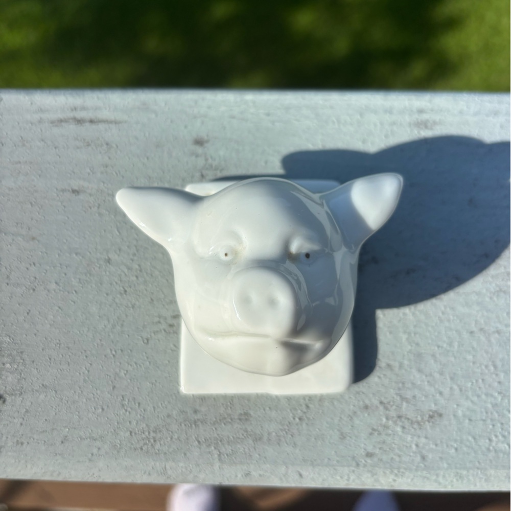 Ceramic Pig Head Kitchen Bathroom Outdoor Area Towel Apron Holder Hook Farmhouse